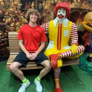 Meet your Posher, Wyatt